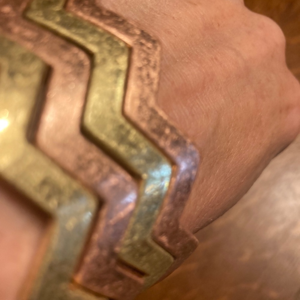 Fashion Bangle Set of 4 geometric  bracelets in bronze/gold and copper tones